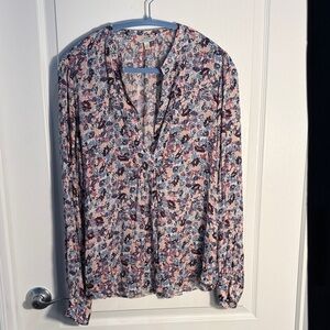 Lucky Brand Lightweight Pink Multi Floral V-Neck Long Sleeve Blouse Size L